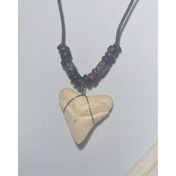 Beaded Shark Tooth Necklace - Picture 4 of 8